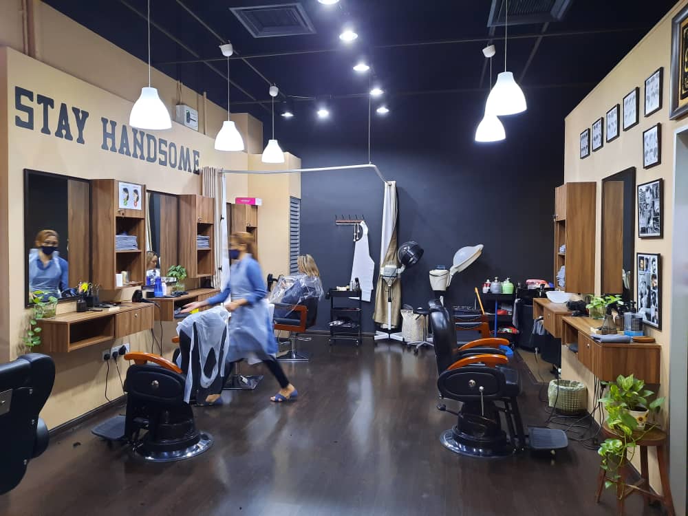 GZ BARBER SHOP