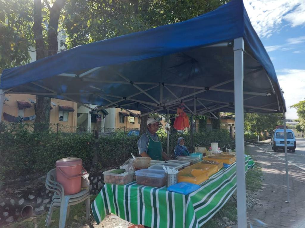 NASI LEMAK EMAK