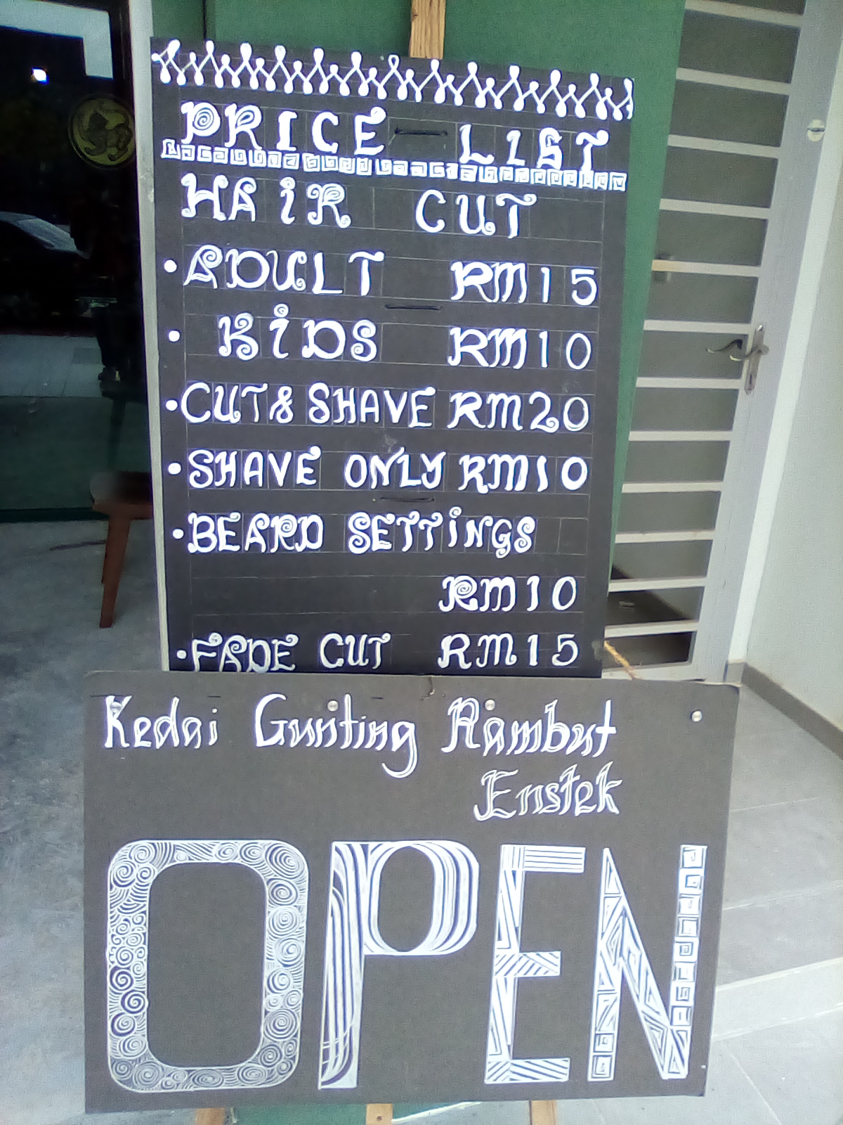 KEDAI GUNTING RAMBUT ENSTEK