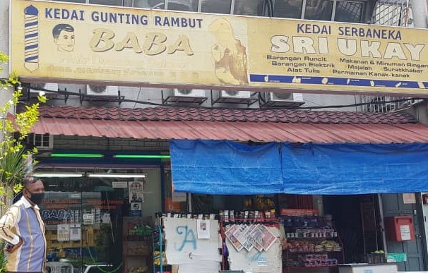 KEDAI GUNTING RAMBUT BABA MELAWATI