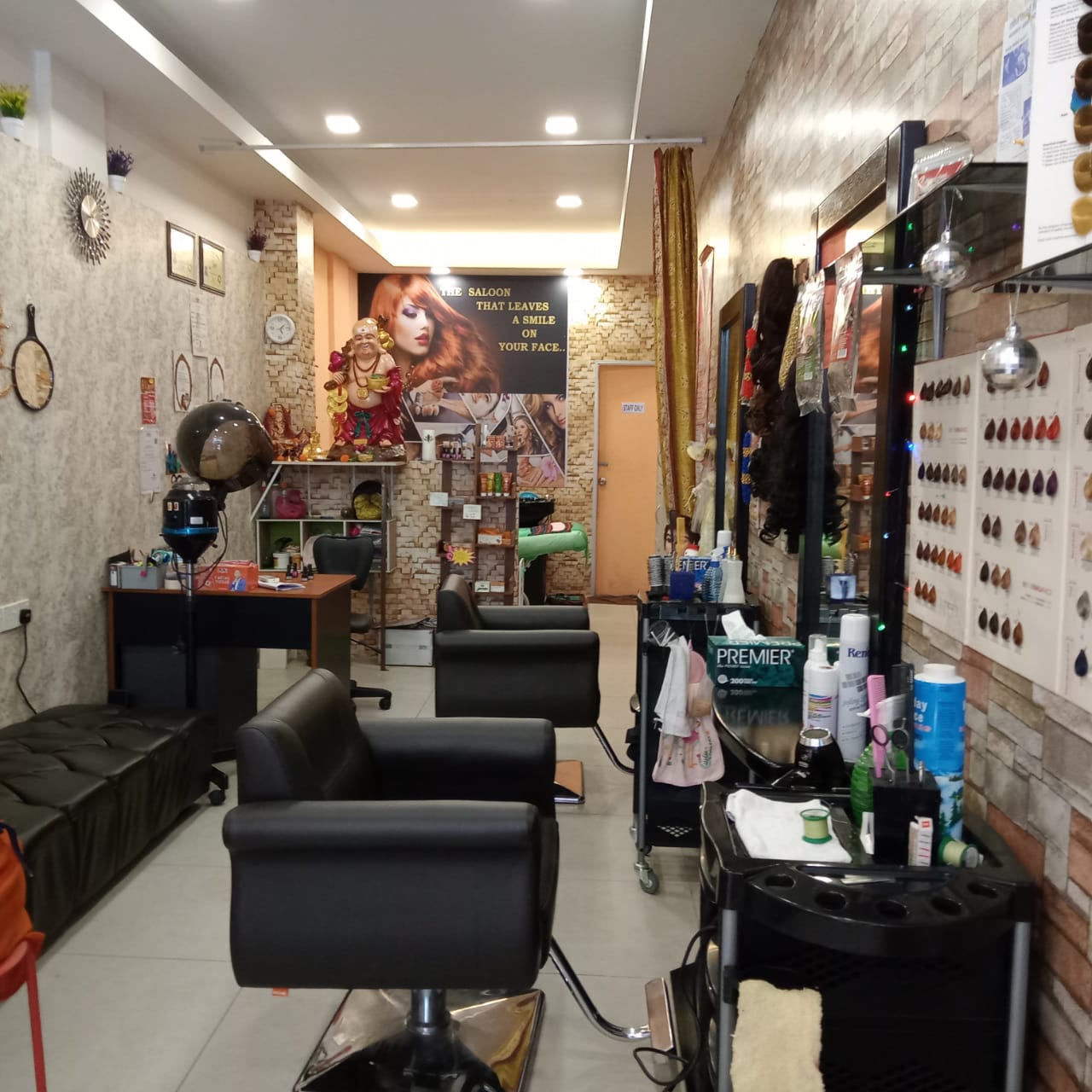 AANYAMUS BRIDAL & BEAUTY SALOON